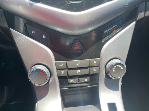 Used 2012 Chevrolet Cruze LT image 20