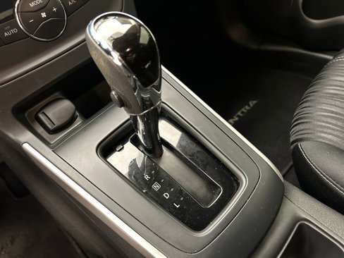Used 2018 Nissan Sentra SV image 36