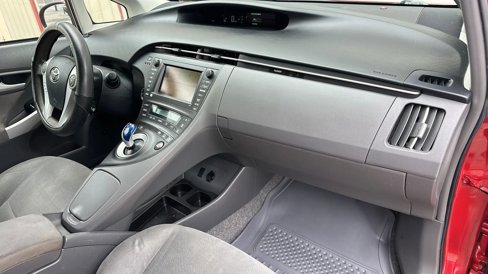Used 2010 Toyota Prius Three image 18