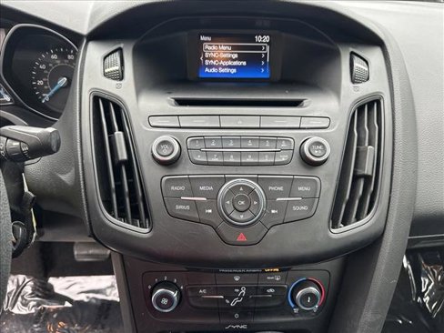 Used 2017 Ford Focus SE image 19