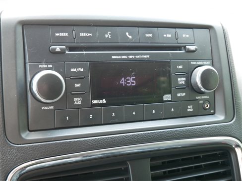 Used 2016 Dodge Grand Caravan SE w/ Quick Order Package 29E SE image 18