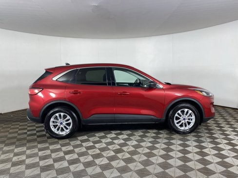 Used 2022 Ford Escape SE image 4