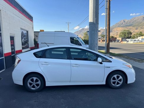 Used 2014 Toyota Prius One image 5