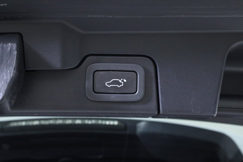 Used 2015 Land Rover Range Rover Evoque Pure Plus image 11