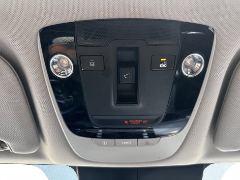 Used 2021 Kia Sorento EX w/ Panoramic Sunroof Package image 16