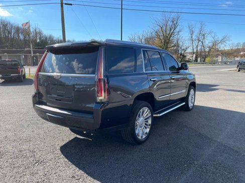 Used 2017 Cadillac Escalade Premium Luxury image 7