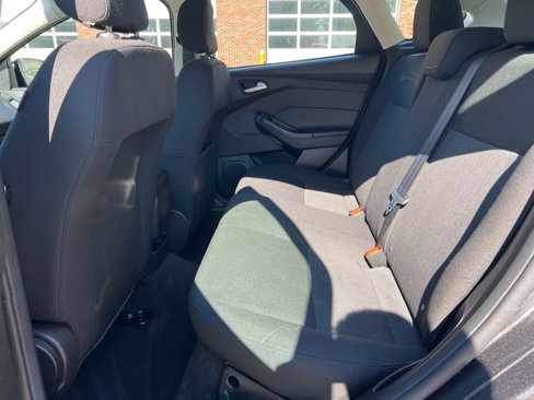 Used 2018 Ford Focus SE image 21