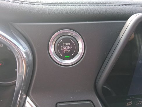 Used 2019 Chevrolet Blazer LT image 23