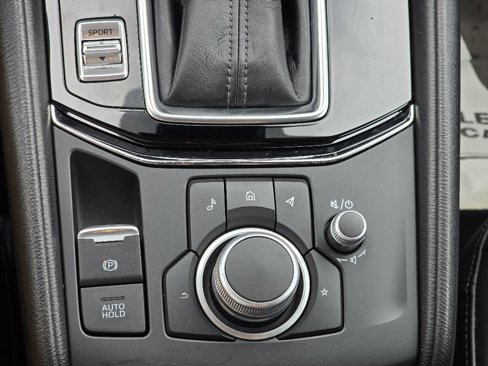 Used 2021 MAZDA CX-5 Touring image 18