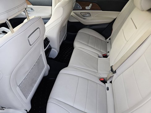 Used 2020 Mercedes-Benz GLE 350 w/ 3rd Row Seat Package image 35