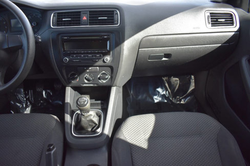Used 2013 Volkswagen Jetta S image 45
