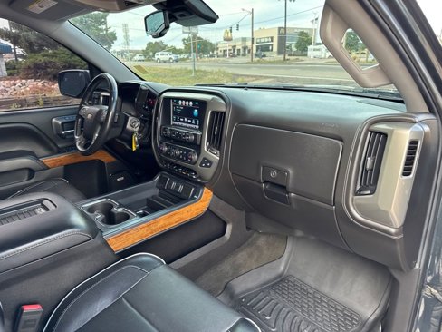 Used 2017 Chevrolet Silverado 1500 High Country image 20