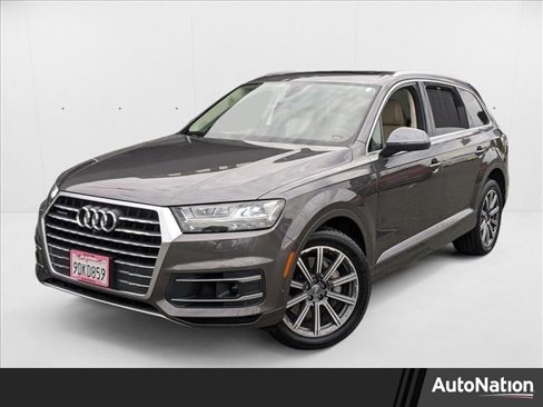Used 2019 Audi Q7 3.0T Prestige w/ Prestige Package image 1