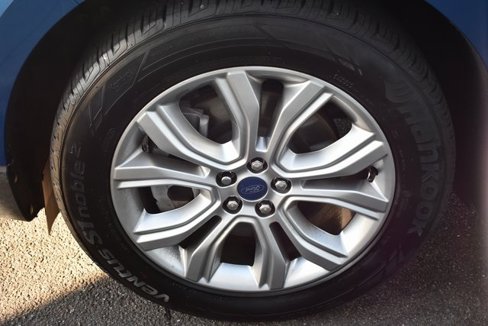 Used 2022 Ford Edge Titanium image 53