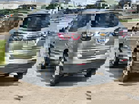 Used 2017 Chevrolet Traverse LS image 5