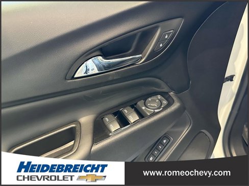 Used 2022 Chevrolet Equinox Premier image 18
