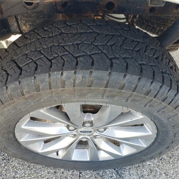 Used 2015 Ford F150 Lariat image 6