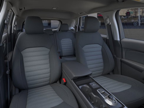 New 2024 Ford Edge SE image 10