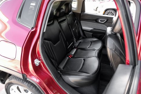 Used 2022 Jeep Compass Latitude image 46