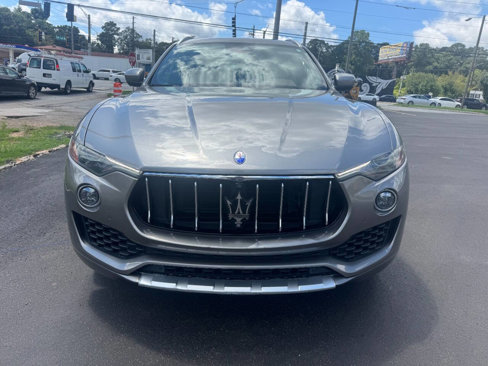 Used 2018 Maserati Levante GranLusso image 8