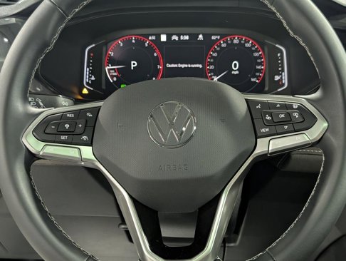 Used 2022 Volkswagen Taos SEL image 39