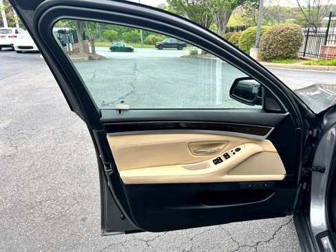 Used 2016 BMW 528i Sedan image 21