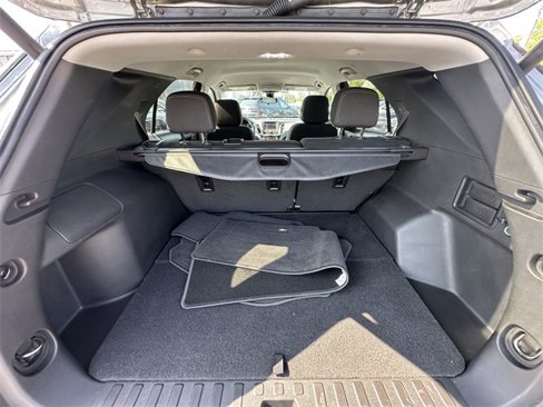 Used 2023 Chevrolet Equinox LT w/ Driver Convenience Package image 41