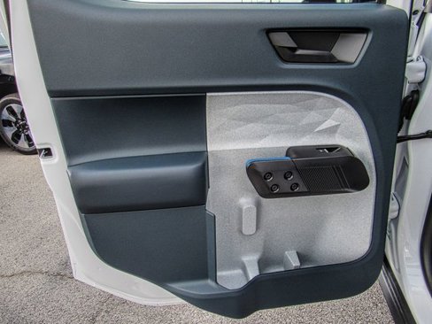 New 2025 Ford Maverick XLT w/ XLT Luxury Package image 11
