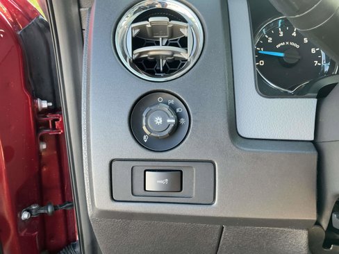 Used 2014 Ford F150 XLT w/ Equipment Group 302A Luxury image 14