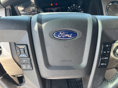 Used 2016 Ford Expedition EL XLT image 17