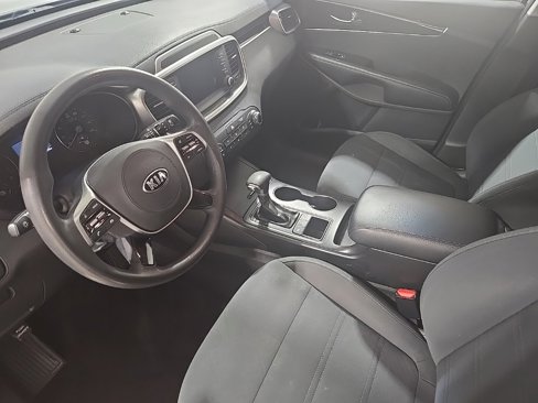 Used 2019 Kia Sorento LX image 15