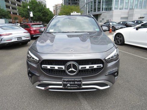 Used 2025 Mercedes-Benz GLA 250 4MATIC image 6