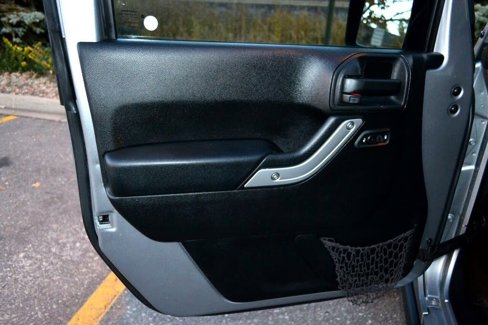 Used 2015 Jeep Wrangler Unlimited Rubicon w/ Dual Top Group image 15