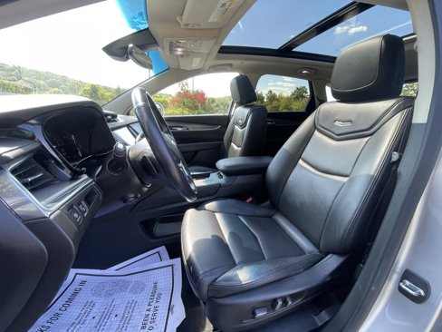Used 2019 Cadillac XT5 Luxury image 24
