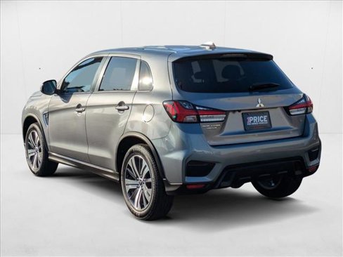 Used 2022 Mitsubishi Outlander Sport SE image 8