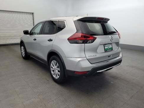 Used 2018 Nissan Rogue S image 5