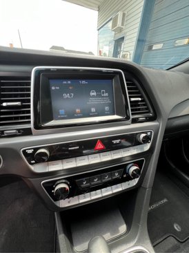Used 2018 Hyundai Sonata Sport image 19