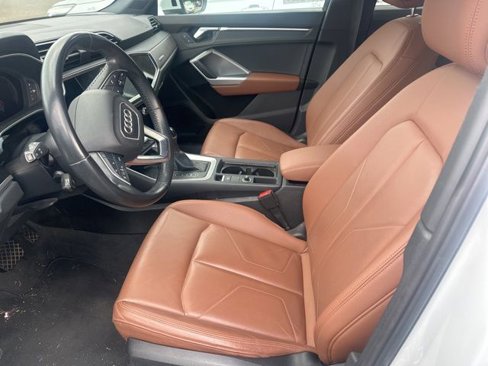 Used 2019 Audi Q3 2.0T Premium Plus image 6