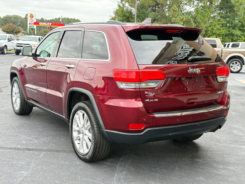 Used 2017 Jeep Grand Cherokee Limited image 3