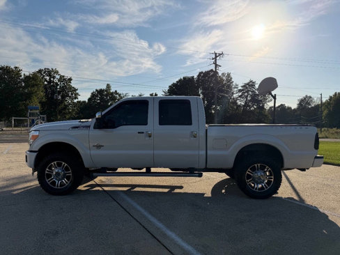 Used 2016 Ford F350 Platinum w/ FX4 Off-Road Package image 4