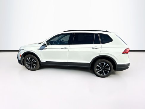 Used 2022 Volkswagen Tiguan S image 4