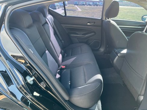 Used 2022 Nissan Altima 2.5 SV image 29