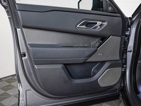 Used 2022 Land Rover Range Rover Velar S image 21