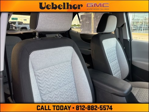 Certified 2023 Chevrolet Equinox LT w/ Driver Convenience Package image 4