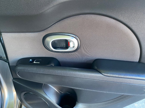 Used 2019 Kia Soul + image 40