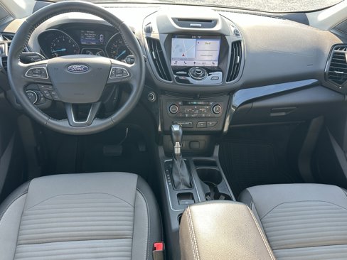 Used 2017 Ford Escape Titanium image 25