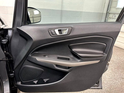 Used 2020 Ford EcoSport Titanium image 27