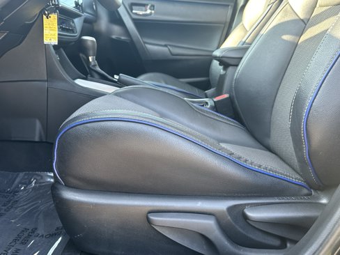 Used 2018 Toyota Corolla L image 12