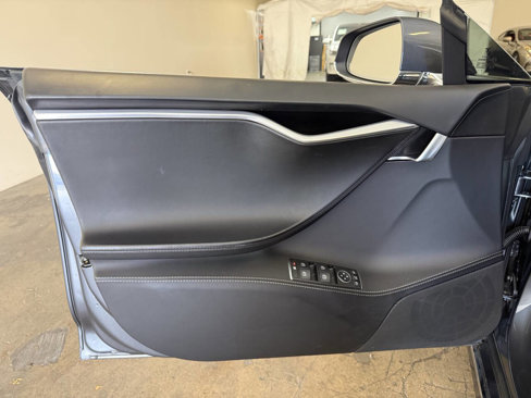 Used 2016 Tesla Model S 90D image 40