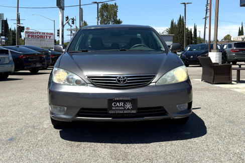 Used 2005 Toyota Camry XLE image 2